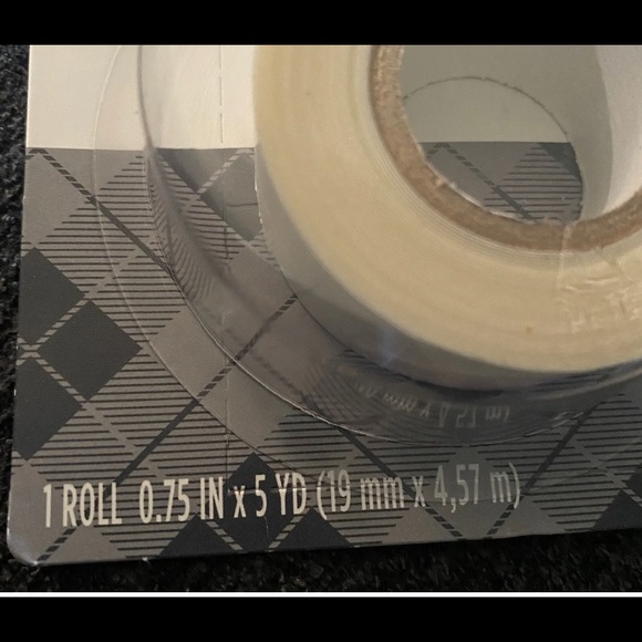 Scotch Removable Fabric Tape FTR-1-CFT, 3/4 in x 180” - Picture 3 of 4